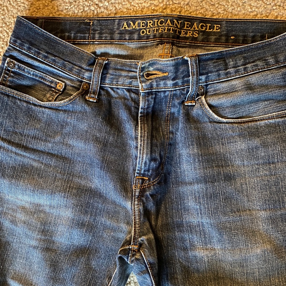 American Eagle men’s jeans Slim Straight jean size 32/34